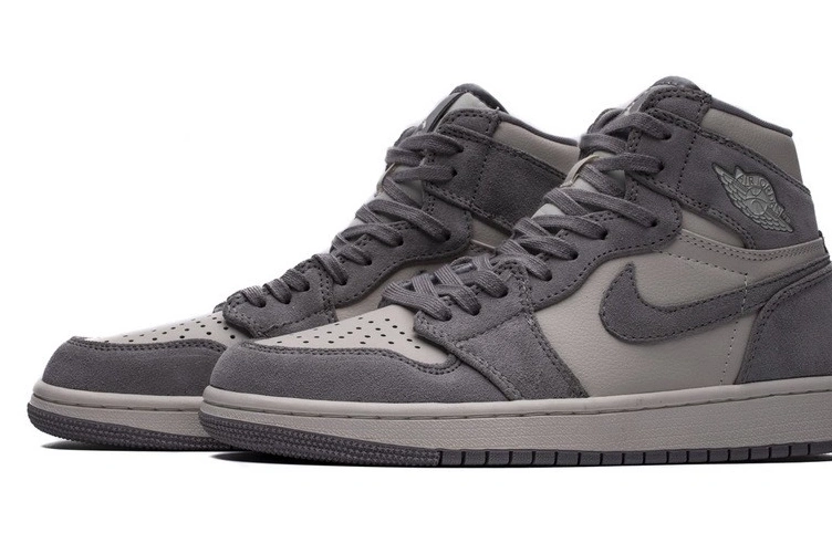 Pale High Ivory Retro 1  (W) Jordan air AH7389-101  1024